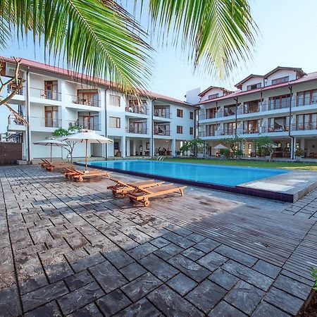 Cardamon Hotel Nilaveli Exterior foto
